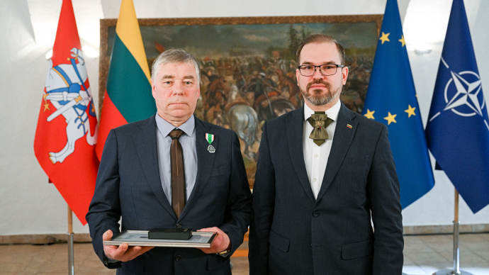 Kovo 11-osios proga apdovanotas LGKŠA Jaunimo savanoriškosios tarnybos vadas